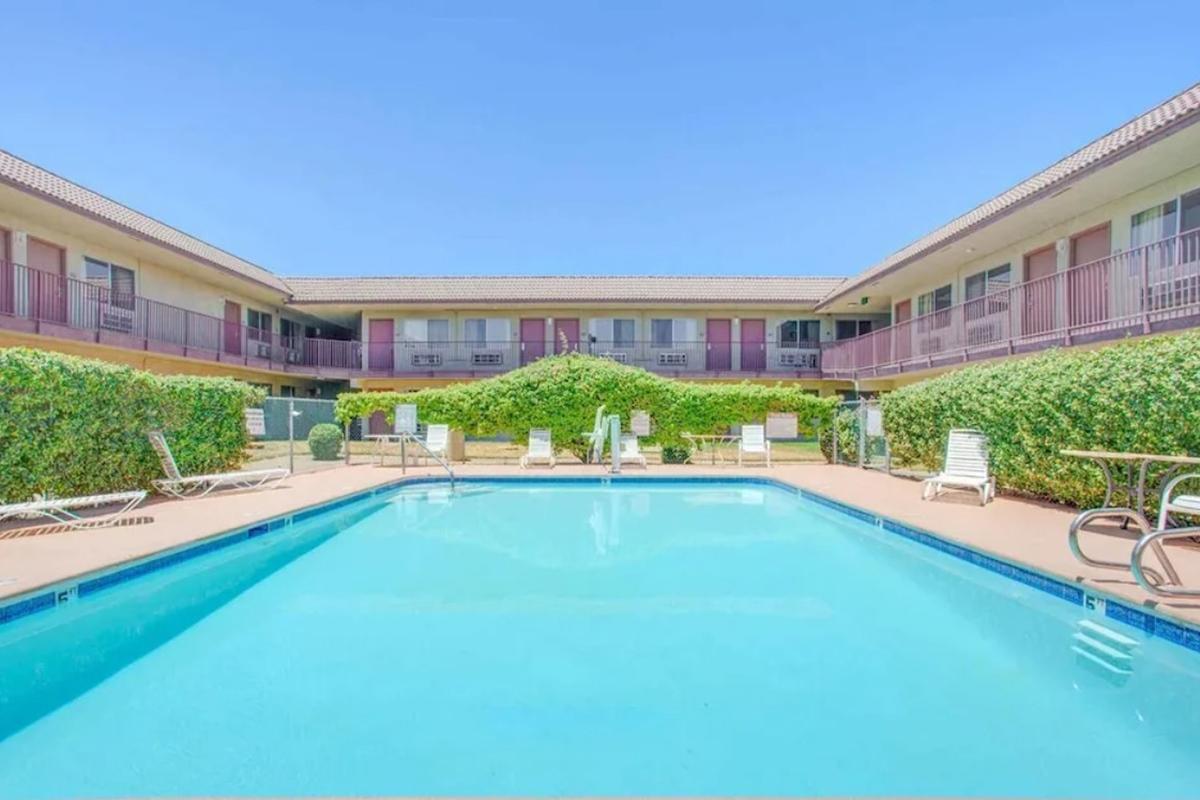 Villa Baymont By Wyndham Coalinga Exterior foto